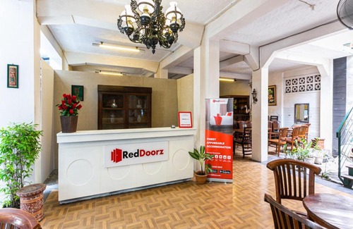 Solo City Centre House | RedDoorz @ Urip Sumoharjo Solo