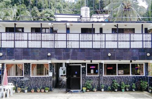 Marabut Hotel | RedDoorz @ Western Highway Lodge Hotel