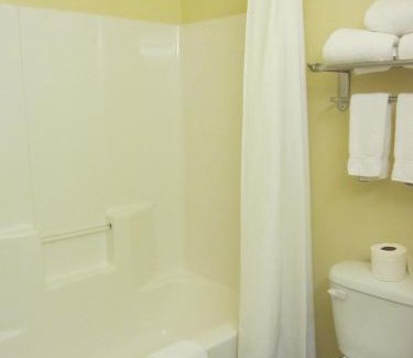 Plainview Hotel | Reddy Hotel