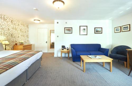 Moreton-in-Marsh Hotel | Redesdale Arms Hotel