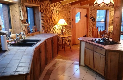 Fairplay Cabin | Redhawk Retreat - An Artist-built, Cordwood cabin experience