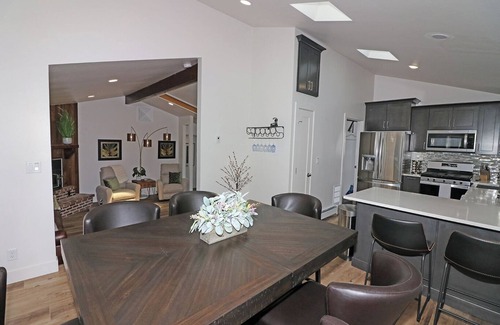 The Ridges House | Redlands Oasis Sunset Vista