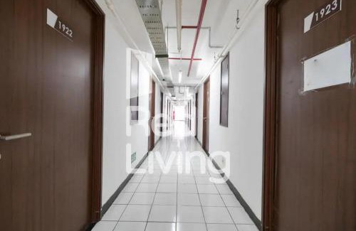 Gunung Putri Hotel | RedLiving Apartemen Gunung Putri Square - Sansan Room with Netlfix