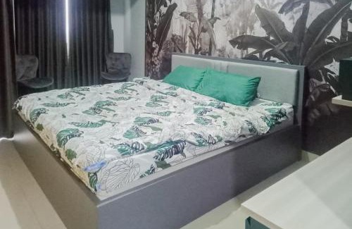 Sentul City Apartment | RedLiving Apartemen Royal Sentul Park - Budi Property