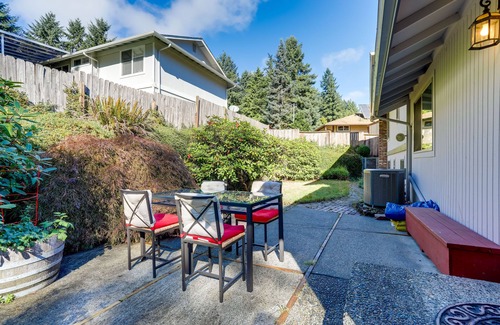 Education Hill House | Redmond Vacation Rental ~ 16 Mi to Seattle!