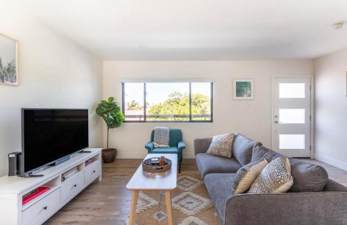 South Redondo Apartment | Redondo Beach 1br nr water restaurants shops LAX-1170