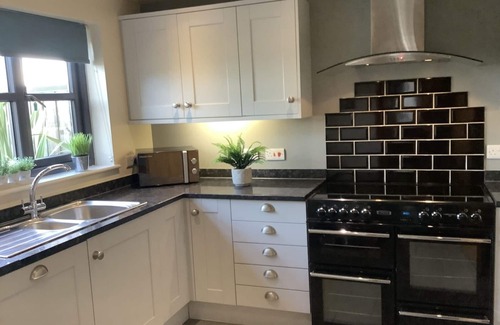 East Drayton House | Redroofs Barn Pet Friendly