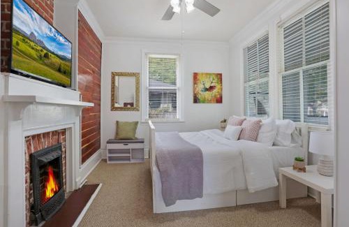 Roseland Terrace Historic District Apartment | Redstick Cottage
