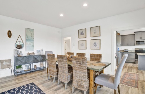 Morgantown House | Reduced Rate! A Sun Rae Hideaway-Pet-Friendly, 2 Pools