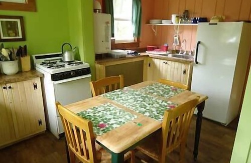 Johnsburg Cabin | REDUCED RATE! ADIRONDACK CABIN WITH REAL WOOD BURNING FIREPLACE!