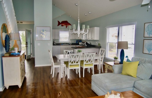 Ocean Isle Beach House | REDUCED RATES FOR AUGUST - 4 Bed IP House on Water-Sleeps 8-EASY BEACH ACCESS