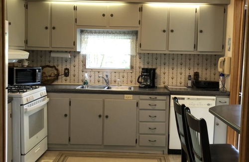 Byrnedale House | Reduced to $90.00 March-July week days