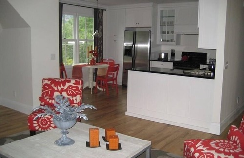 Whittier House | REDUCED Winter Rate! Luxurious 1920 Victorian downtown