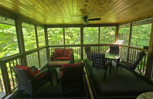 Whitewater Region Cottage | Redwing Lake house, waterfront property on Muskrat lake. Game room & big dock.
