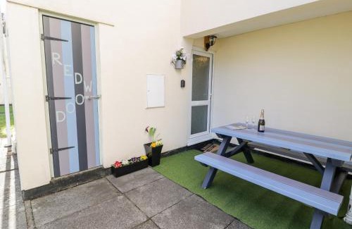 Harlech House | Redwood