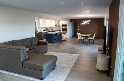 Los Gatos House | Redwood Haven: Your Santa Cruz Mountains Gateway