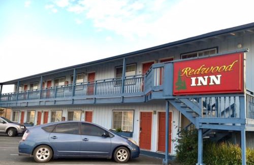 Crescent City Hotel | Redwood Inn
