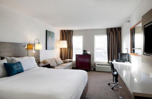 Redwood Falls Hotel | Redwood Lodge