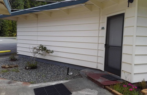 Hiouchi House | Redwood Meadows RV Resort and Cabins
