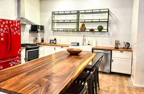 Redway House | Redwood Retreat