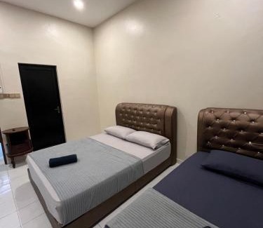 Muar House | Redzuan Homestay (Muslim Friendly)
