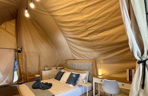 Kaputian Boat Rental | Reef Resort Unit B4