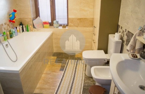 Riscani House | REEAimobil Guest House
