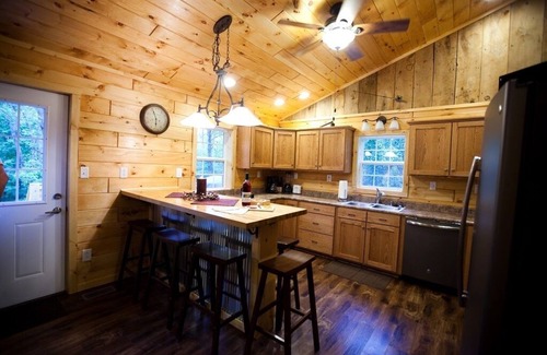 Murphysboro Cabin | Reece Ridge Cabins. Enjoy A Relaxing, Quiet Stay At The Area's Premier Cabin.