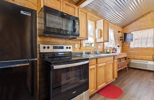 Fredericksburg Cabin | Reece's Ranch House - Cabin 1 - just outside charming Fredericksburg, TX