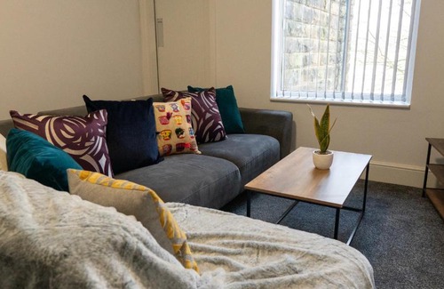 Brierfield House | Reedley House