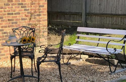 Farnham House | Reeds Farmhouse