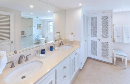 Reeds Bay Apartment | Reeds House 1 by Blue Sky Luxury