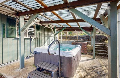 Reedsport House | Reedsport Hideaway