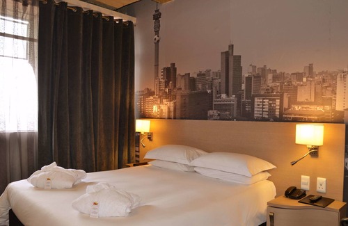 Downtown Johannesburg Hotel | Reef Hotel