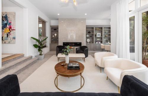 Silver Strand Apartment | Reef Mall