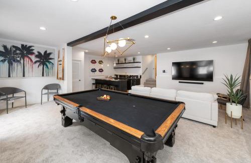 Silver Strand Apartment | Reef Mall
