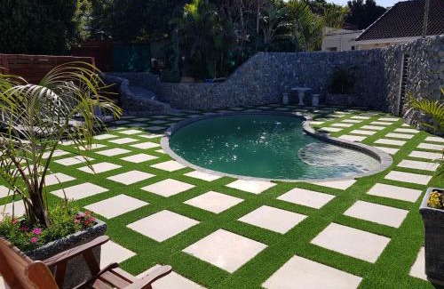Beacon Bay Bed & Breakfast | Reef View BnB