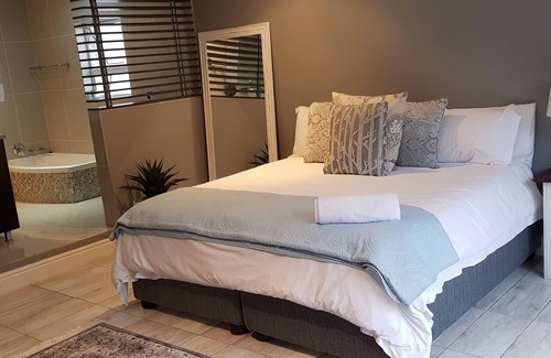 Beacon Bay Bed & Breakfast | Reef View BnB