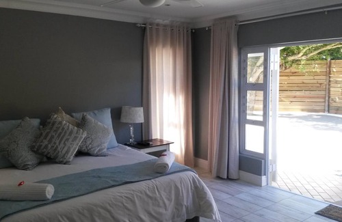 Beacon Bay Bed & Breakfast | Reef View BnB