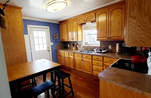 Brazos Valley Cabin | Reel County Livin'