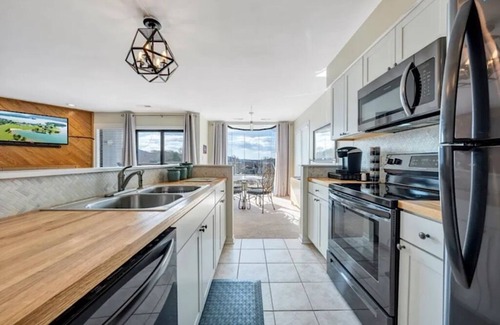 Smith Mountain Lake Condo | Reel Good Times - SML Lake