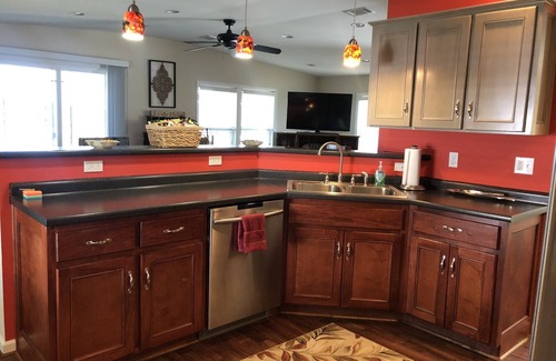 Crawfordville House | Reel Pelican Paradise located in Paradise village, Shellpoint Beach on the Gulf