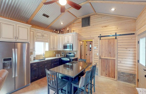 Guntersville House | Reel Simple - Fisherman friendly vacation rental near Lake Guntersville
