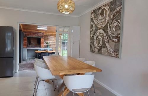 Yzerfontein House | Rees Cottage