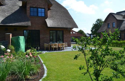 Eiderstedt House | Reetdachhaus Nordstern