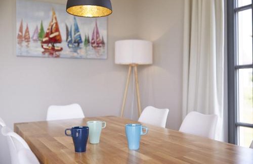 Kreptitz House | Reetland am Meer - Luxus Reetdachvilla mit 3 Schlafzimmern, Sauna und Kamin E20