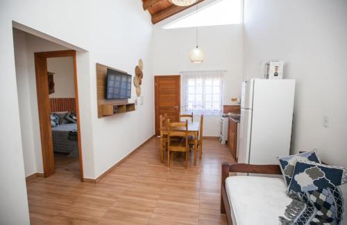 Estaleiro House | Refúgio a 800m da Praia-2 vagas, Pet OK & Churras