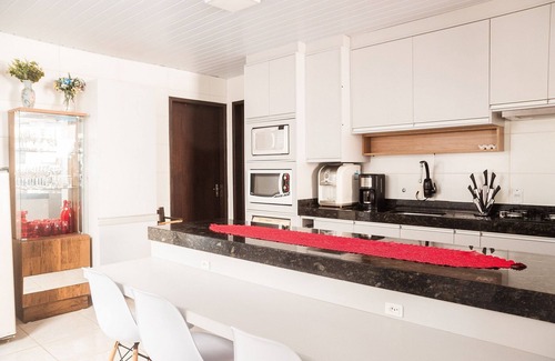 Campeche House | Refúgio na Praia do Campeche com Piscina