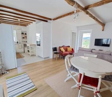 Caldas da Rainha House | Refúgio no Oeste com Vistas Perto Óbidos e Praias