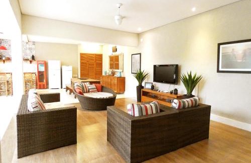 Sao Sebastiao House | Refúgio Perfeito - Conforto, Piscina e Praia!